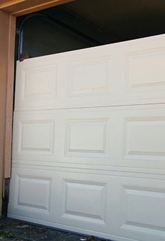 Old Garage Door Replacement Near Williamsburg